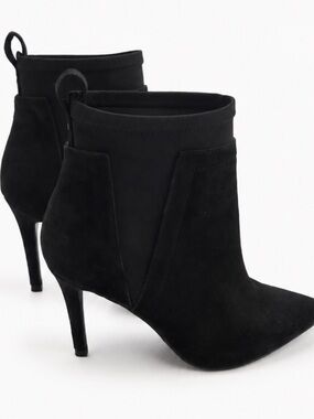 Jones New York Black Suede Pointed Toe Ankle Booties